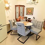 Luxury Zogan Apartman *