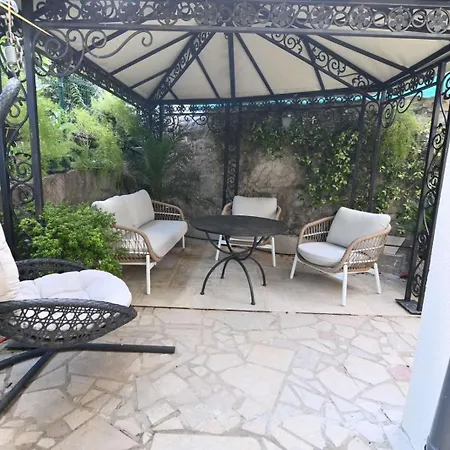 Apartment Luxury Zogan